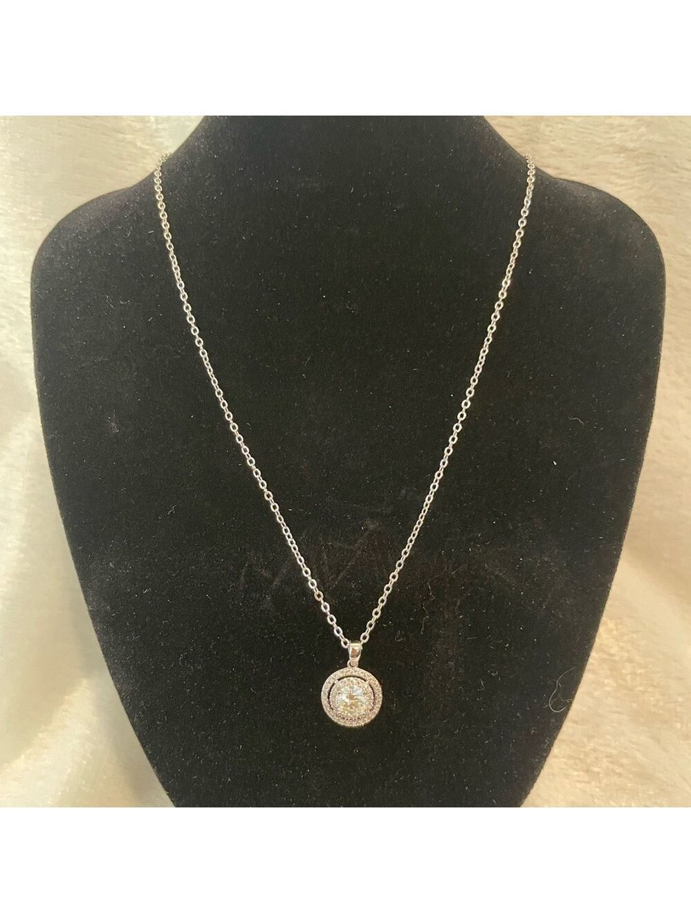 1.0ct women’s round Moissanite with double halo pendant necklace